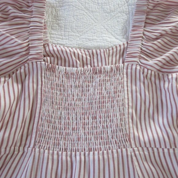 CAbi Top M Carnival Red/White Stripe Puff Sleeve Spring 2021 #5890 - Picture 7 of 10